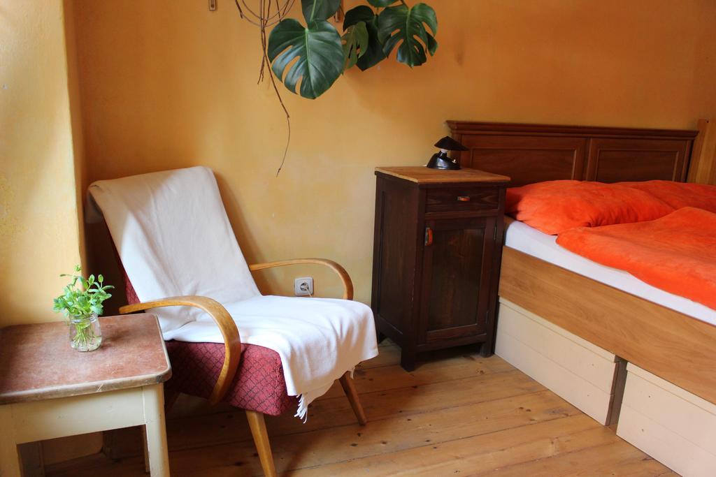 Lazy River Hostel Локет Екстериор снимка