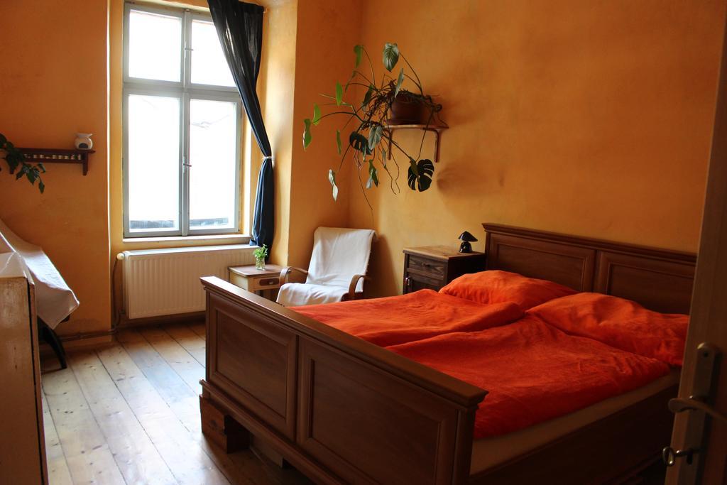 Lazy River Hostel Локет Екстериор снимка