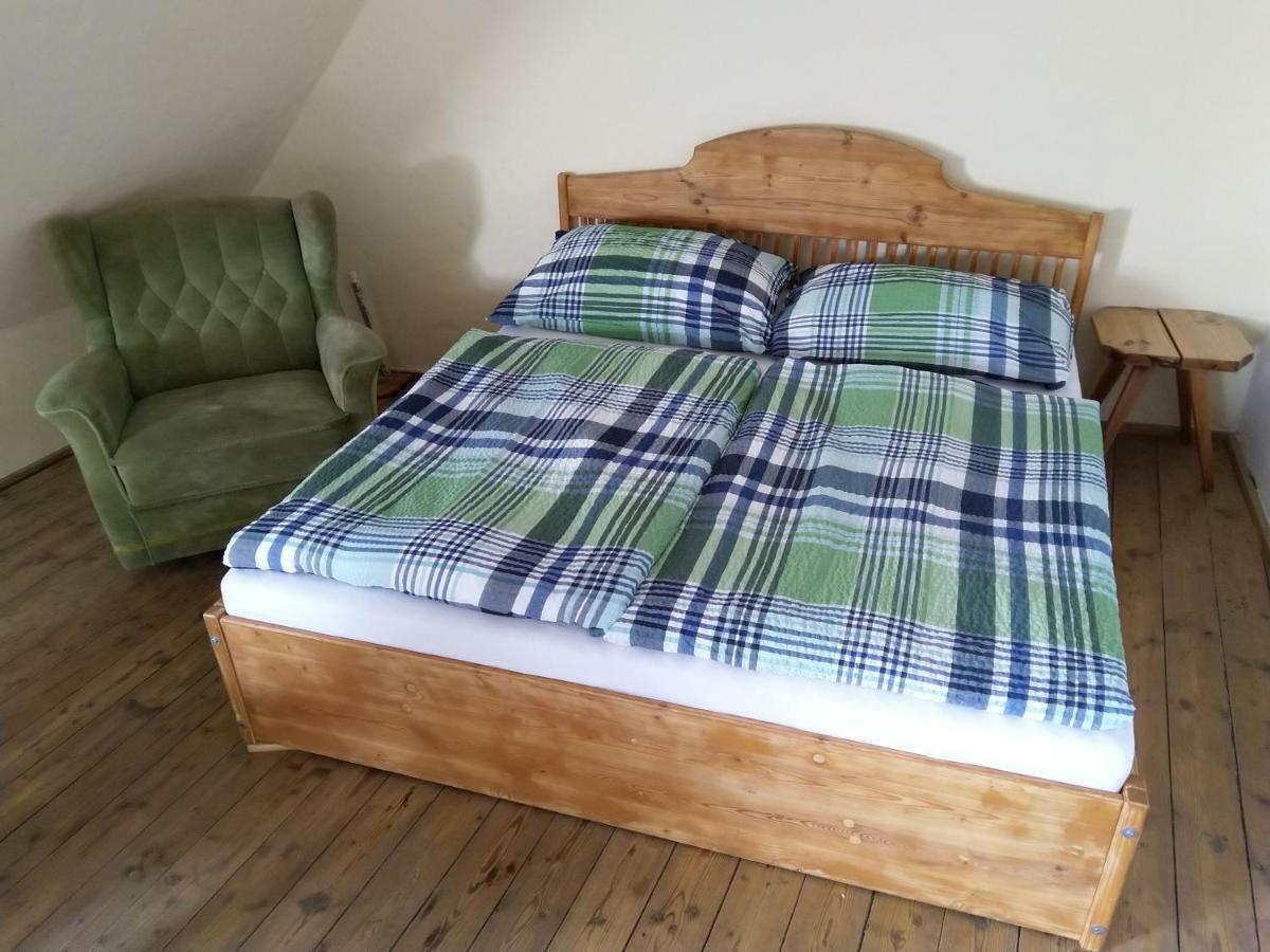 Lazy River Hostel Локет Екстериор снимка
